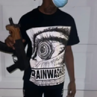 VillaFamous